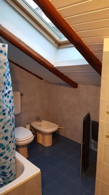 Casa Marzia - Vicino A Sant'Orsola E Centro Citta, Silenzioso E Accogliente Apartment Bologna Bagian luar foto
