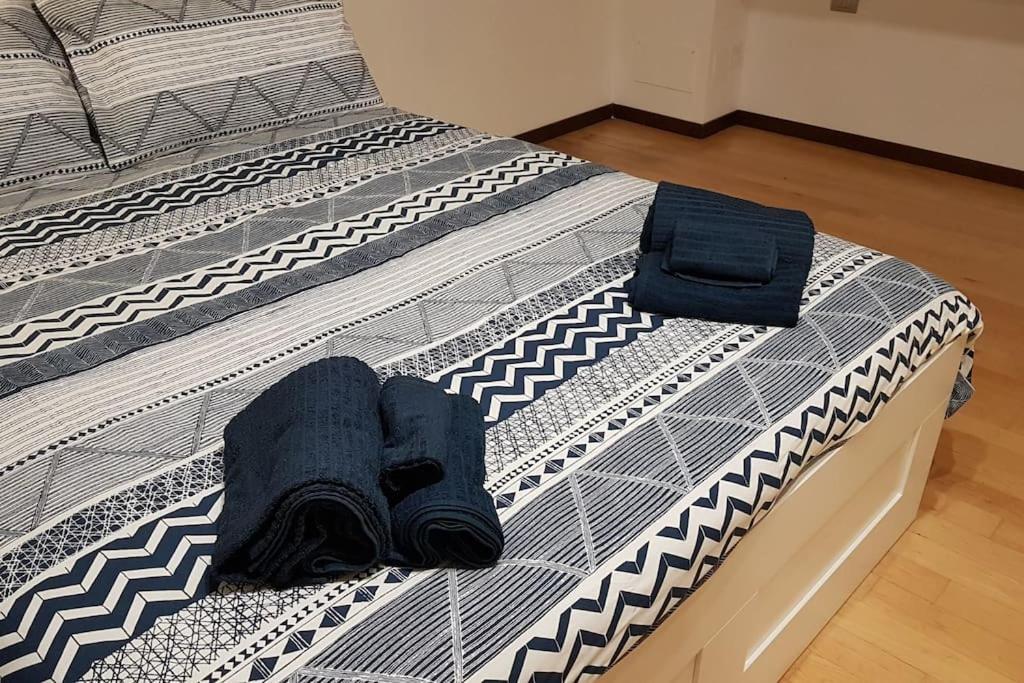 Casa Marzia - Vicino A Sant'Orsola E Centro Citta, Silenzioso E Accogliente Apartment Bologna Bagian luar foto